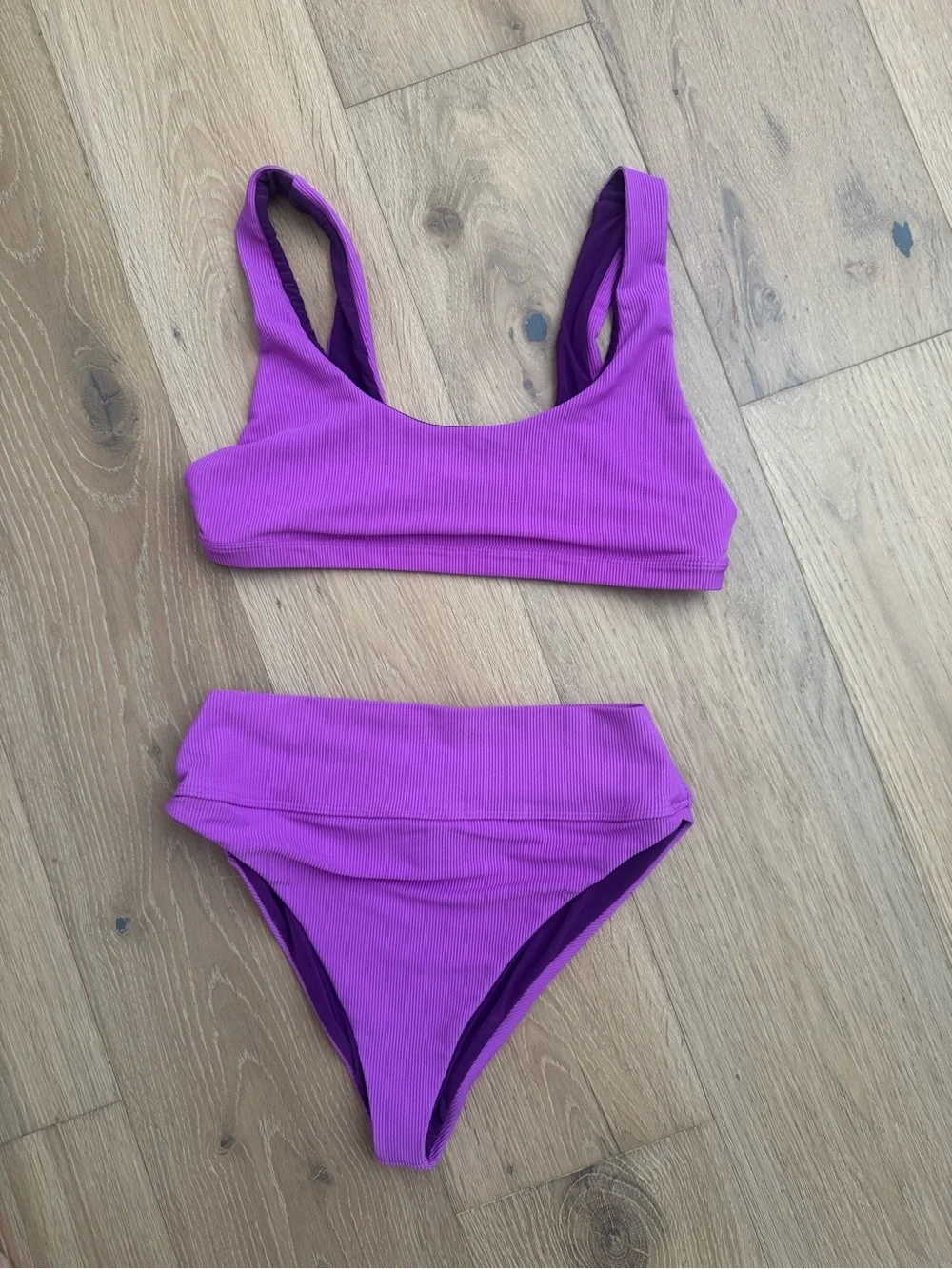 Beach Riot Scoop Neck Top & High Waist Bikini Bottom Set Size Large Purple - Picture 7 of 9